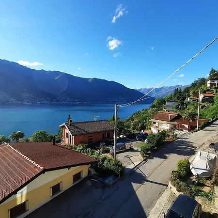 Casa Quattro Luci * Tronzano Lago Maggiore