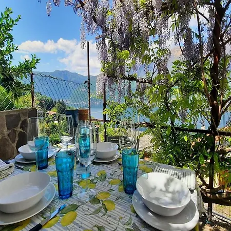 Casa Quattro Luci * Tronzano Lago Maggiore
